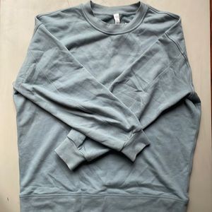 lululemon Perfectly Oversized Crew Size 4 - Silver Blue